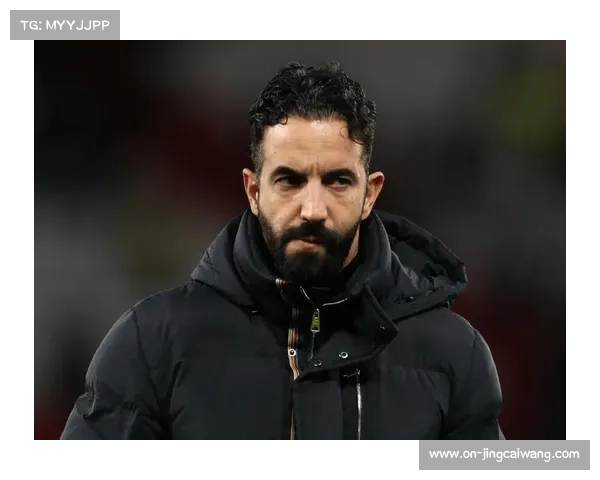 曼联锋线效率低下问题暴露,战术调整迫在眉睫 曼联锋线效率低下问题暴露,战术调整迫在眉睫