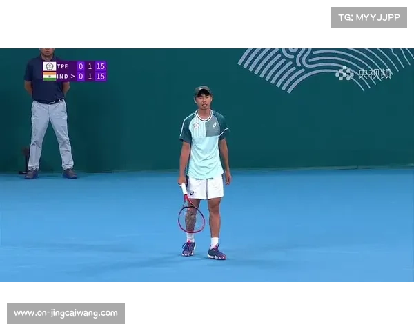 关键半决赛选手施展“一本”绝杀，现场掌声雷动